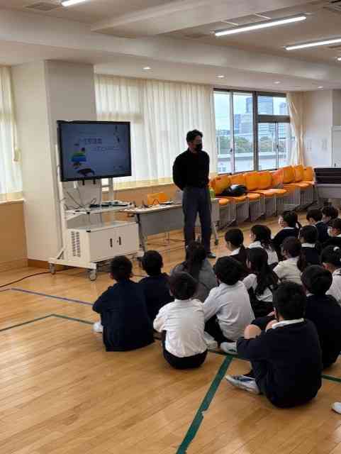 17b4d5f9-b065-497b-9aec-592cd341c5a1